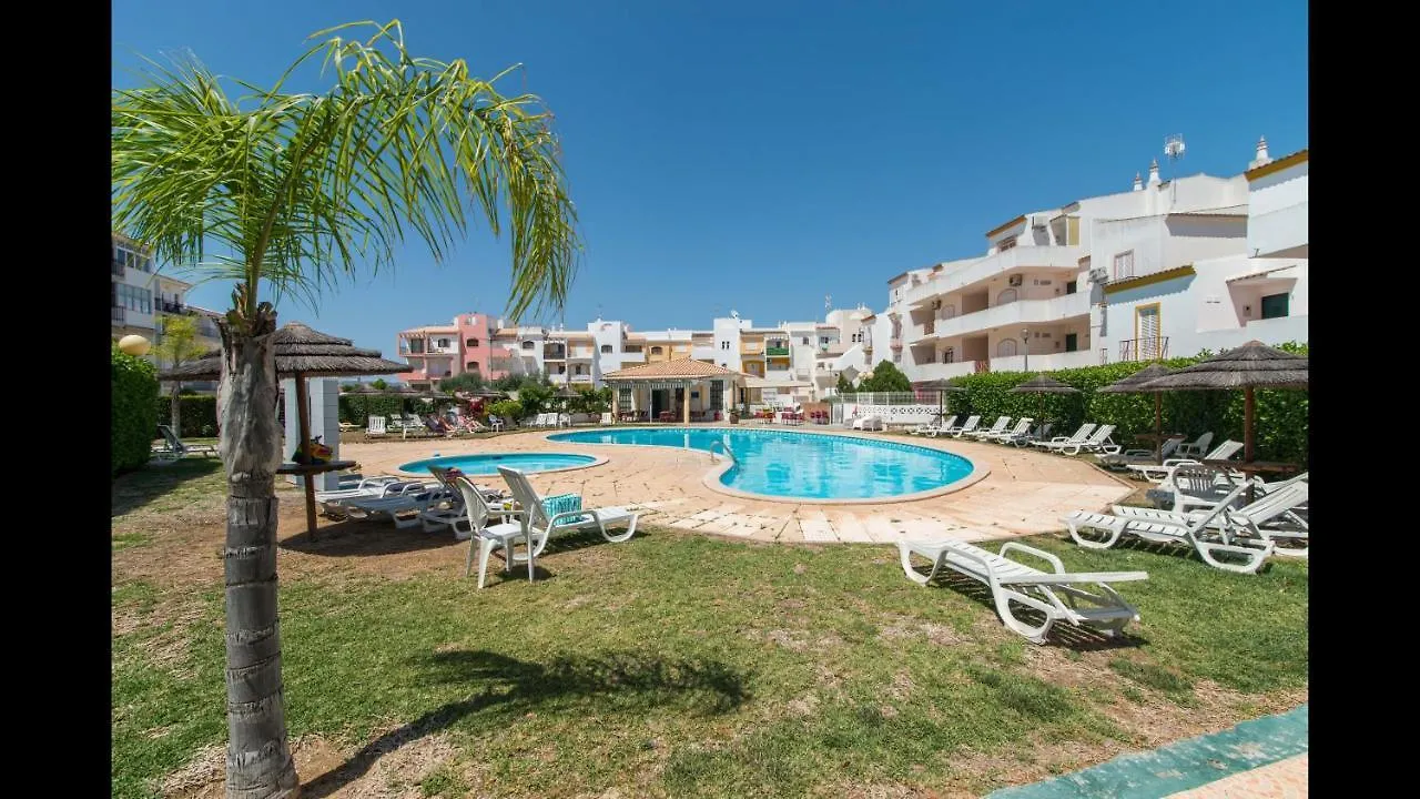 Apt Grace - T2 Pool, Wifi, Balcony, Ac, 25Km From Tavira Center 0*,  Portogallo