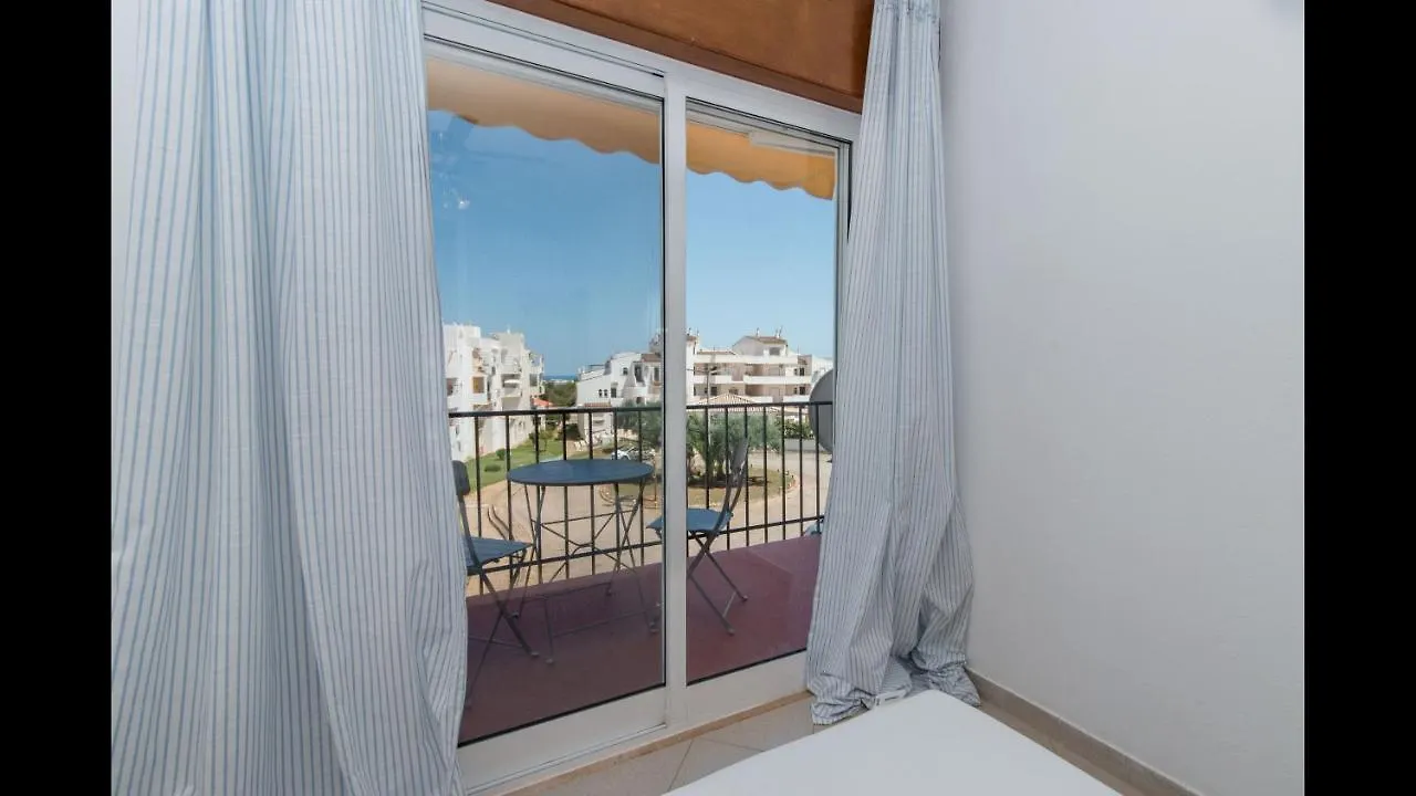 Apt Grace - T2 Pool, Wifi, Balcony, Ac, 25Km From Tavira Center Portogallo